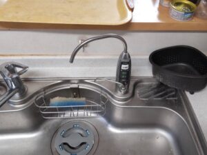 埼玉のキッチン取付け隊　アルカリイオン整水器の工事　施工前